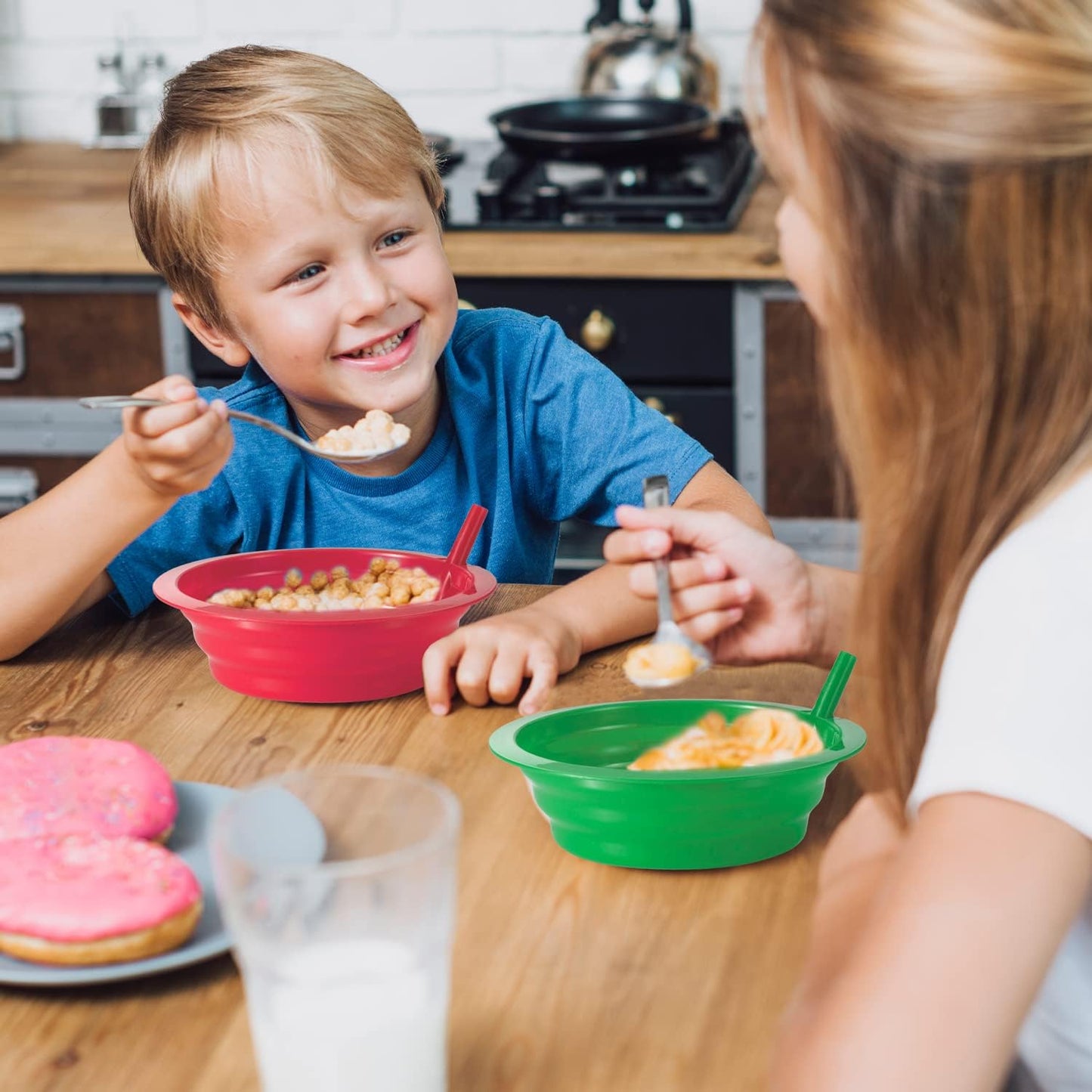 JoyServe Cereal Bowls with Straws for Kids (Set of 18-20-Ounce) BPA-Free Plastic Reusable Bowls with Built-In Straws for Children - Dishwasher and Microwave Safe, Includes 3 Cleaning Brushes